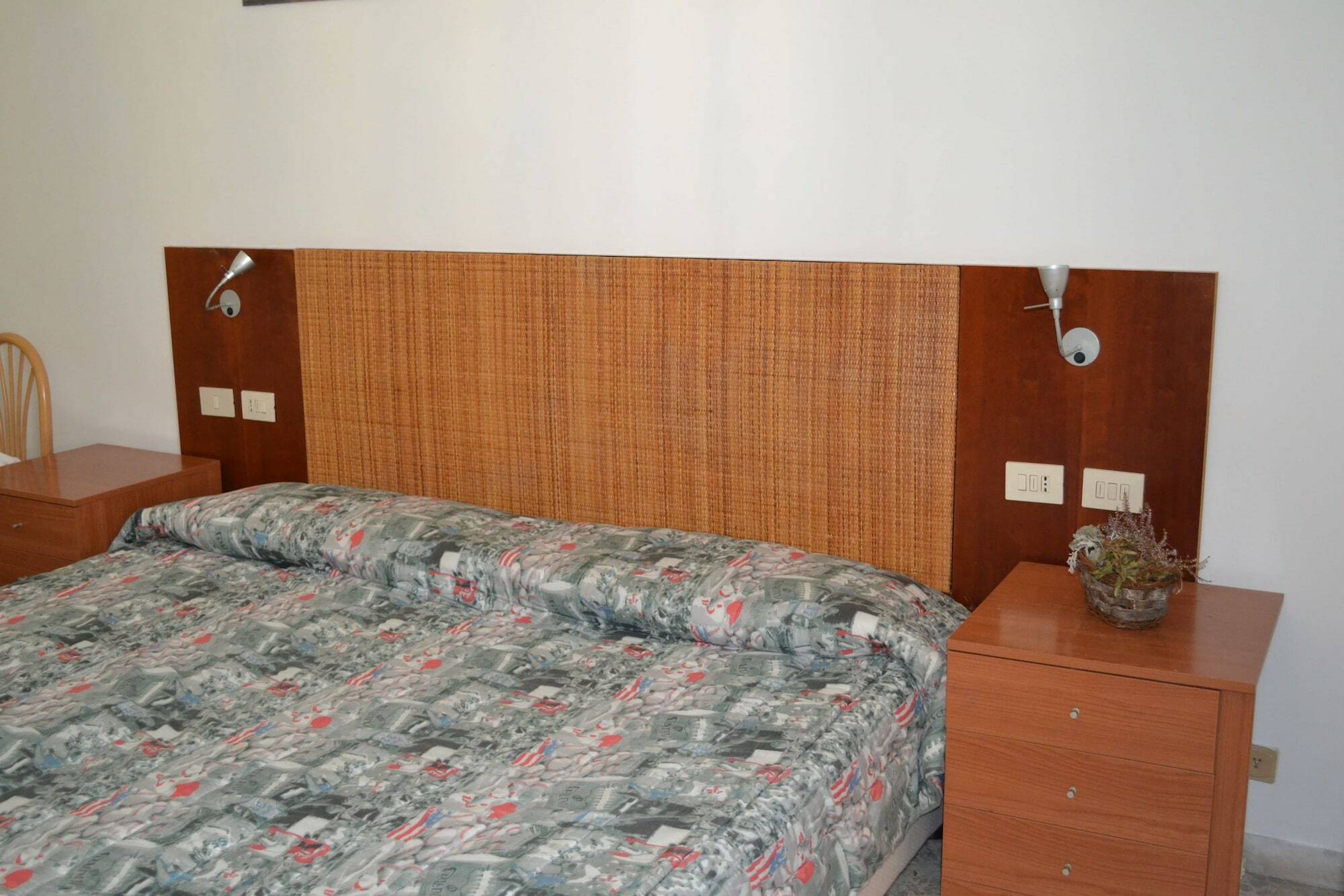 Domus Ferraro Pensión 2*